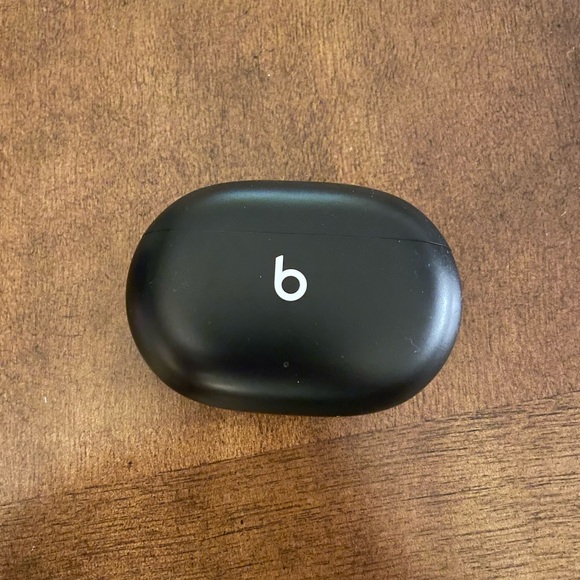 Beats Studio buds